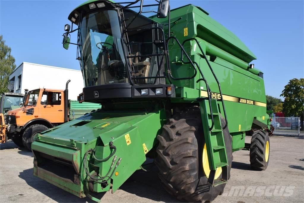 John Deere 2064 حصادات