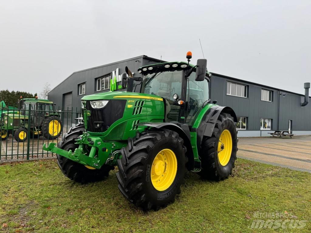 John Deere 6175 R الجرارات