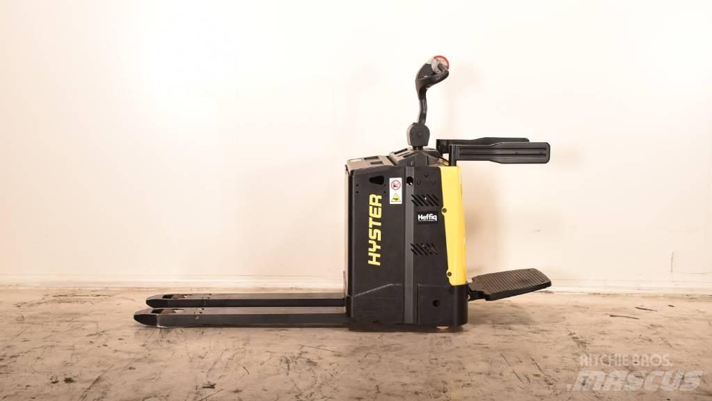 Hyster P 2.0 S رافعة منخفضة المستوى ذات منصة