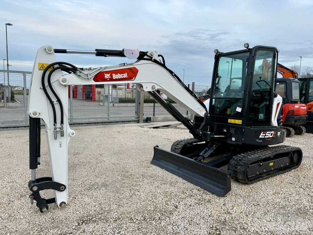 Bobcat E 50 Z NUOVO حفارات زحافة