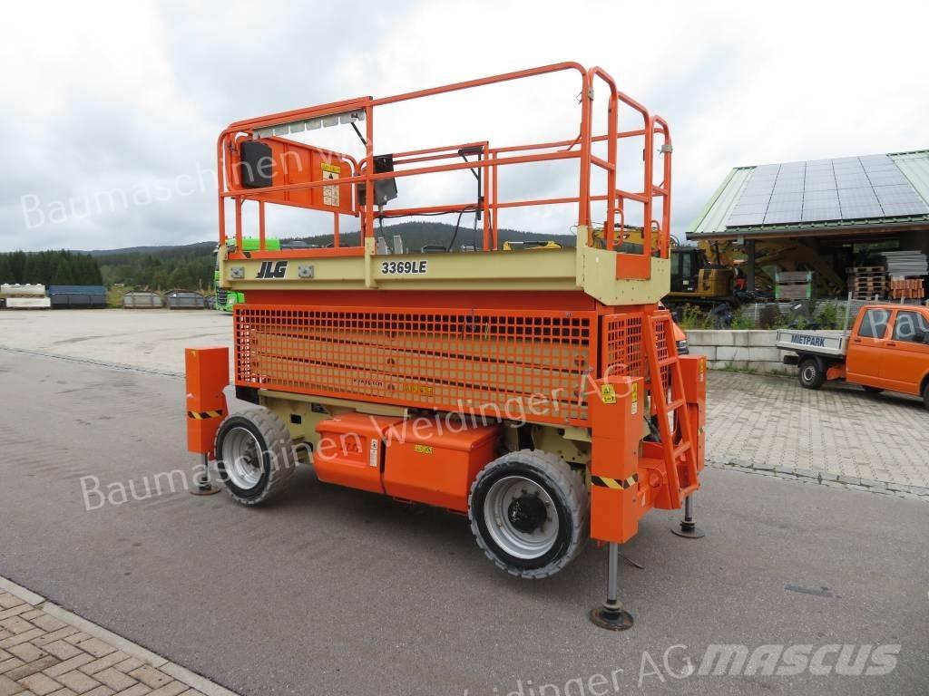 JLG 3369 LE رافعات مقصية الشكل