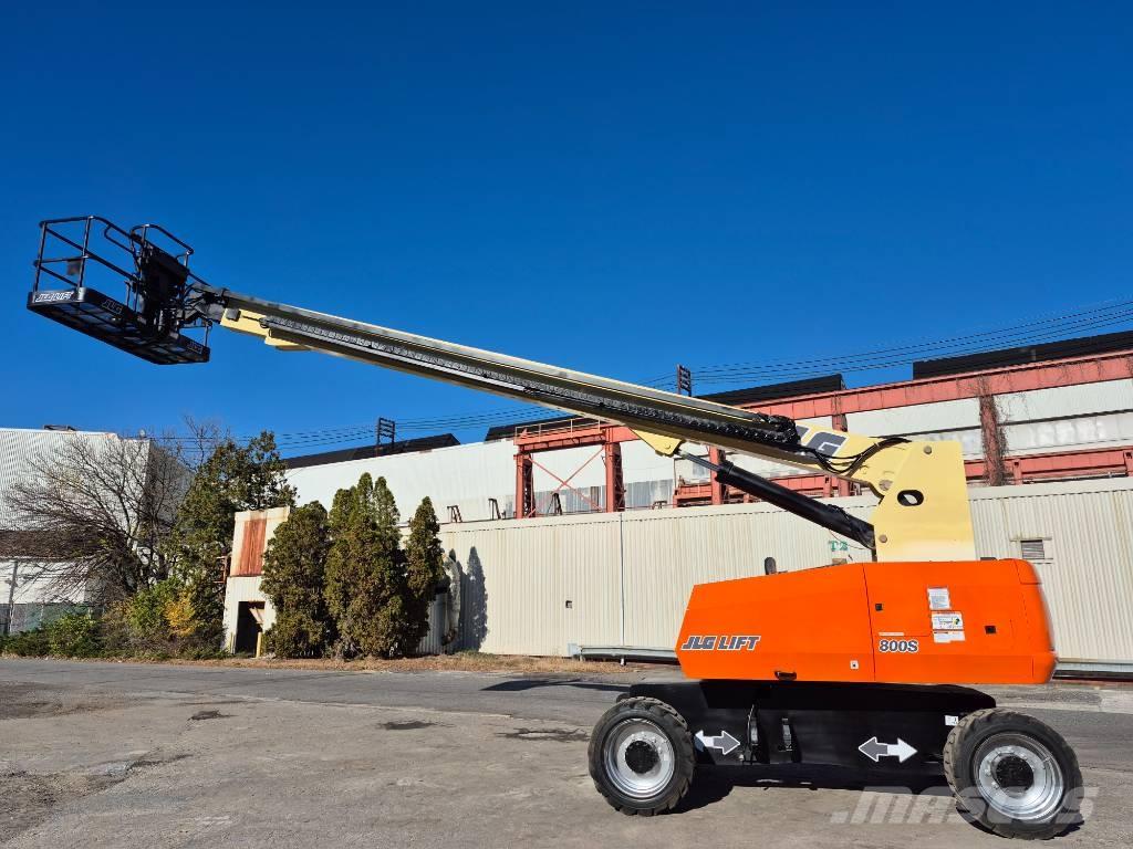 JLG 800 S رافعات سلة تلسكوبية