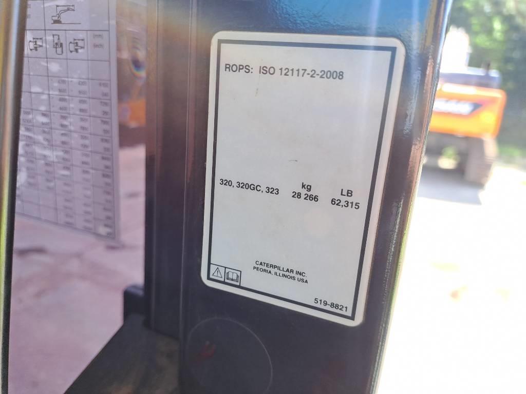 CAT 320NG حفارات زحافة