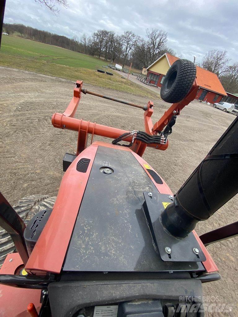 Ditch Witch RT 80 حفارات خاصة