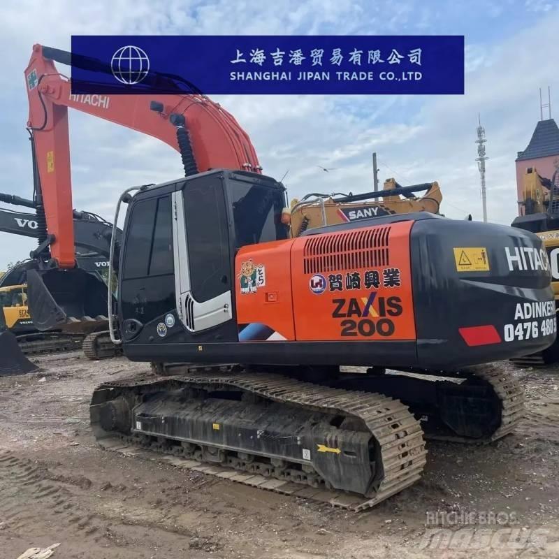 Hitachi ZX 200 حفارات زحافة