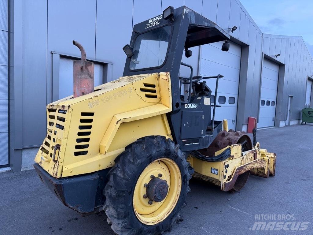 Bomag BV 124 PDH - 3 مداحل ثنائية الاسطوانة