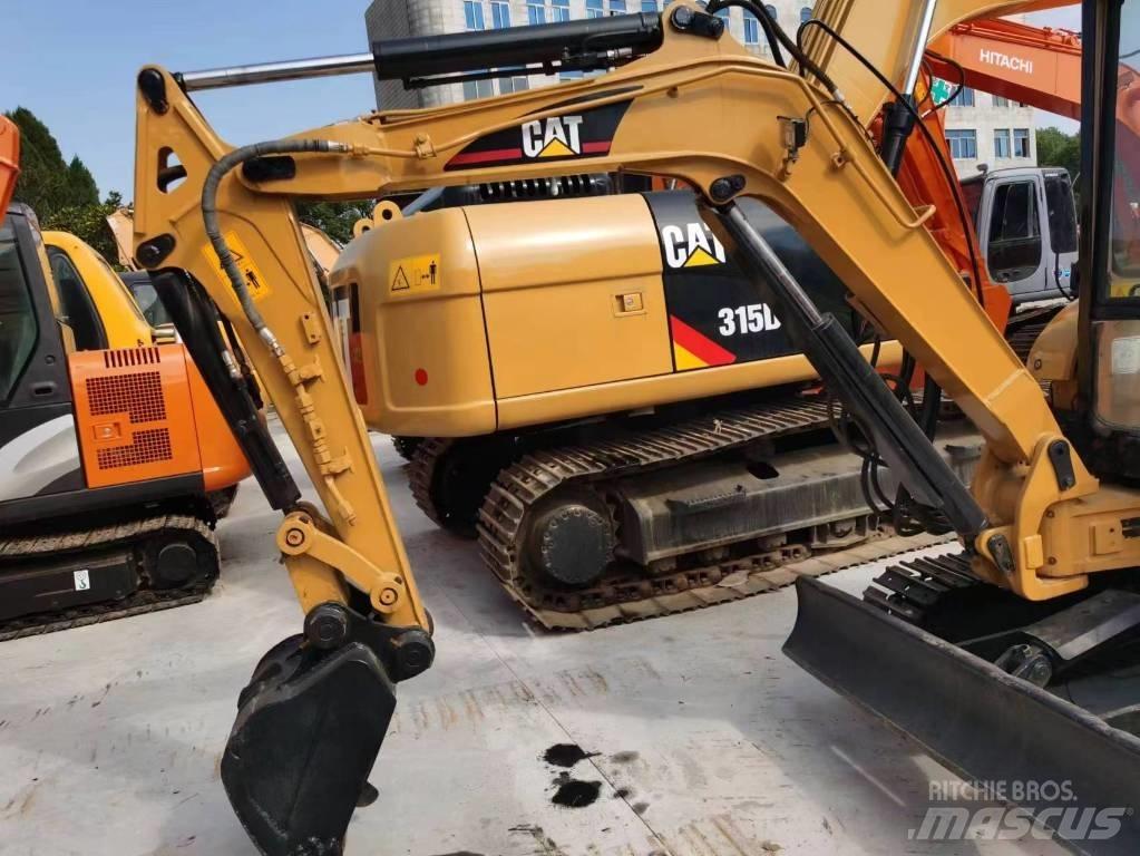 CAT 303c حفارات صغيرة أقل من 7 طن (حفارات صغيرة)