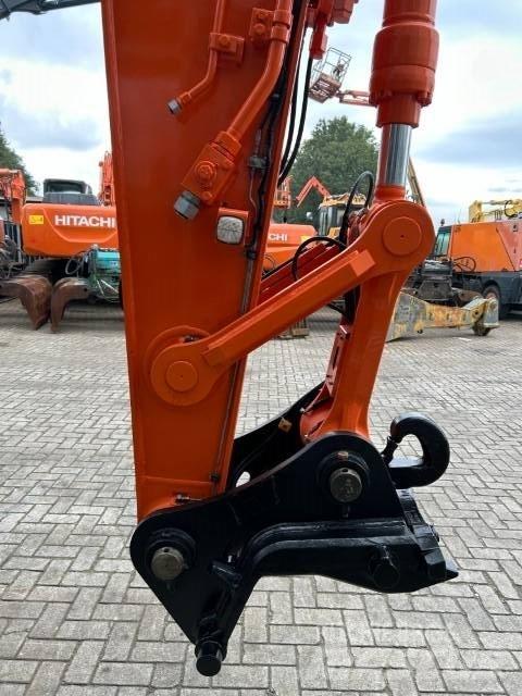 Hitachi ZX 190 W -5B حفارات بعجل