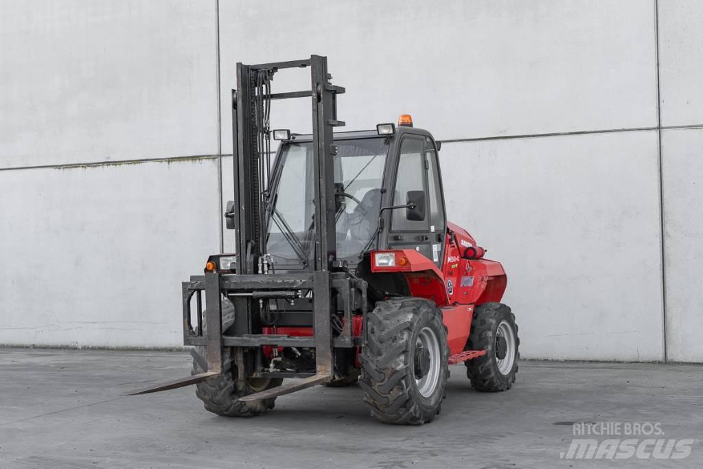 Manitou M 30-4 شاحنات الديزل