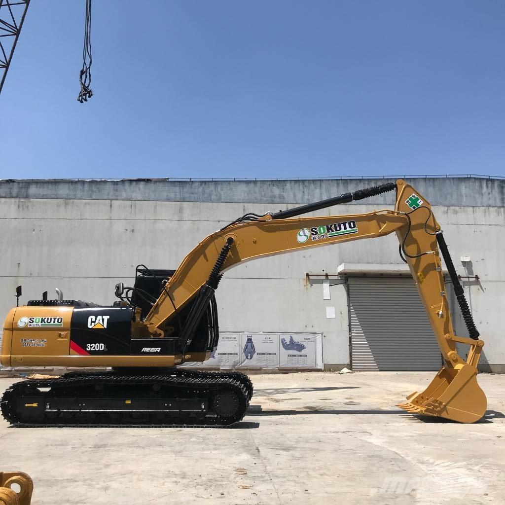 CAT 320 D L حفارات زحافة