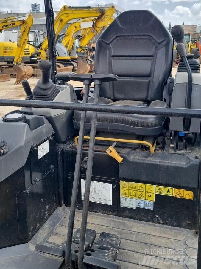 CAT 301.5 حفارات صغيرة أقل من 7 طن (حفارات صغيرة)
