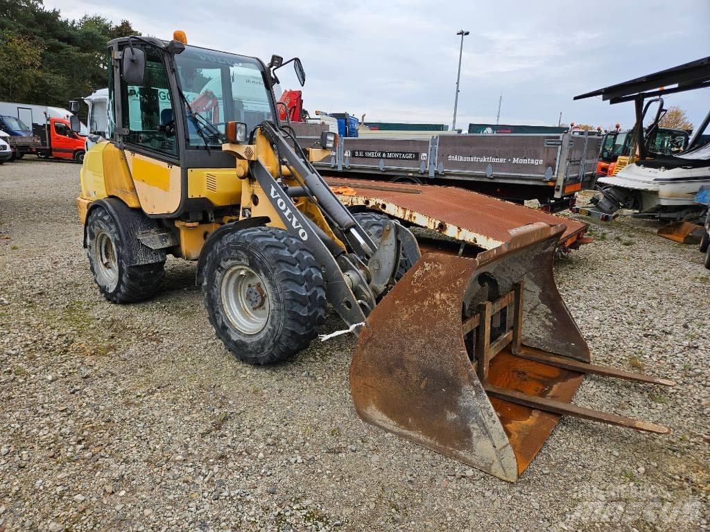 Volvo L 20 B لوادر بعجل