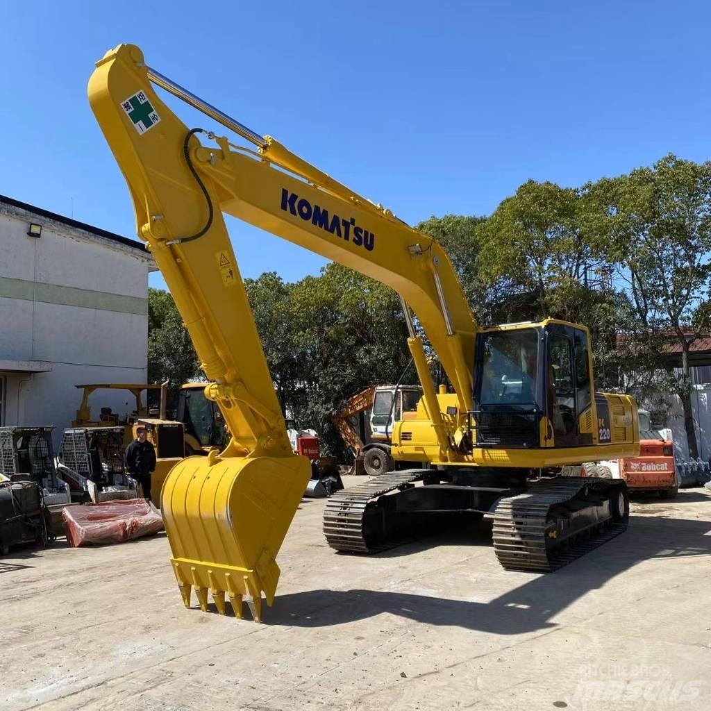 Komatsu PC 220 حفارات زحافة