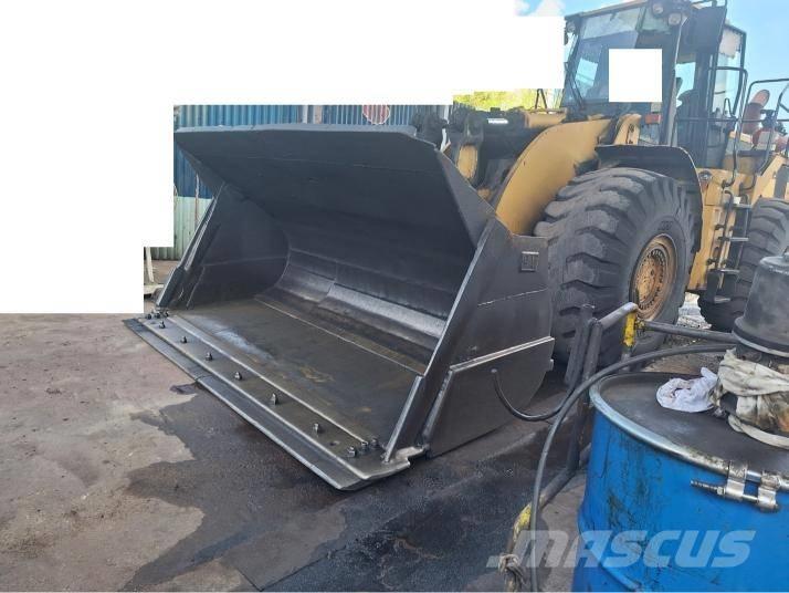 CAT 980 G لوادر بعجل