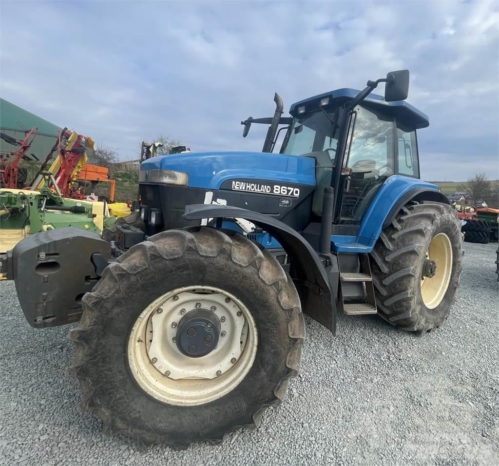 New Holland 8670 الجرارات