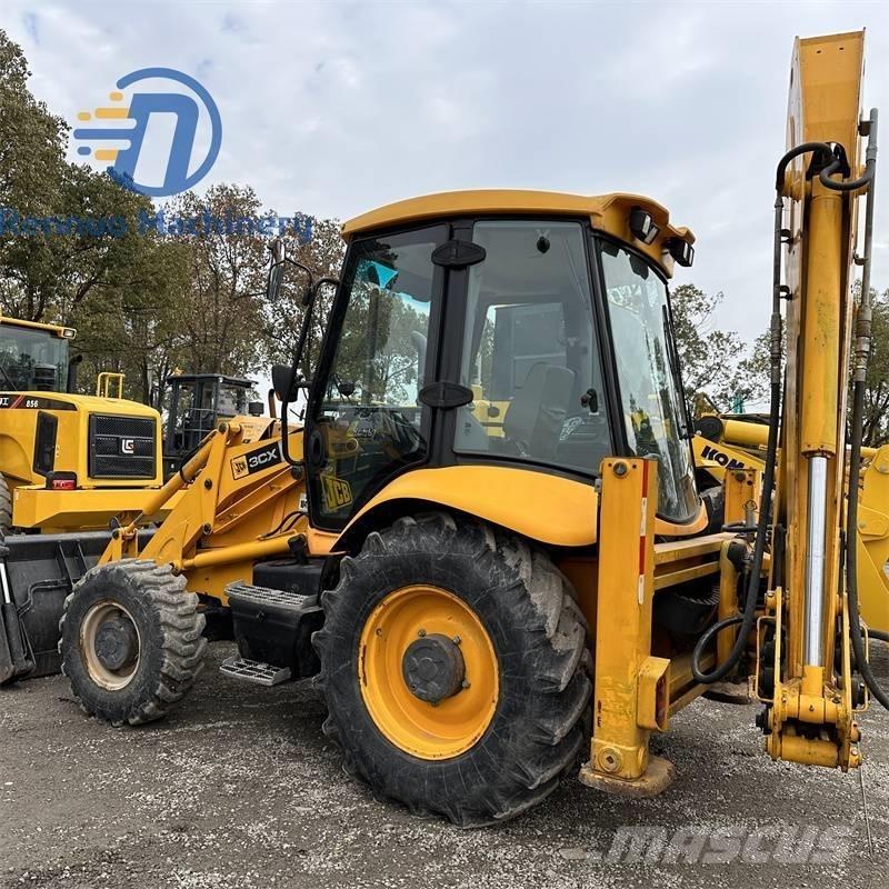 JCB 3 CX لوادر ذات جرافات عكسية