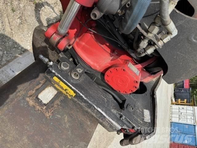 CAT 314 D LCR عربات صيانة خطوط السكك الحديدية