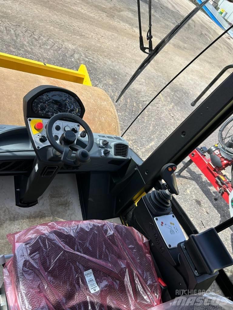 Bomag BW 211 D5 ضاغطات التربة