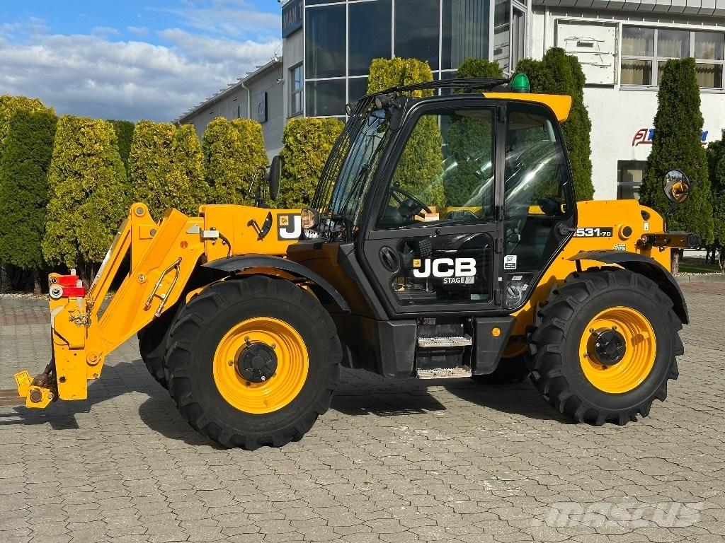 JCB 531-70 مناولات متداخلة