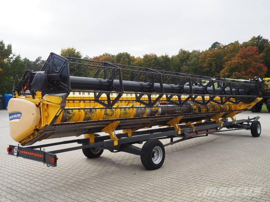 New Holland CR 9090 حصادات