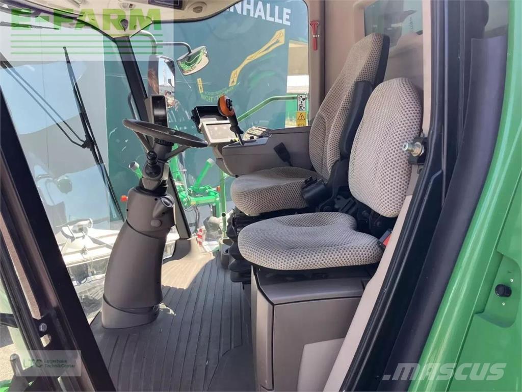 John Deere t550 hm حصادات