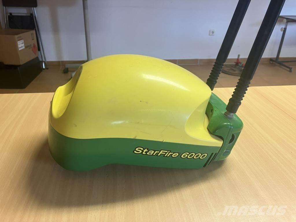 John Deere 6R 185 الجرارات