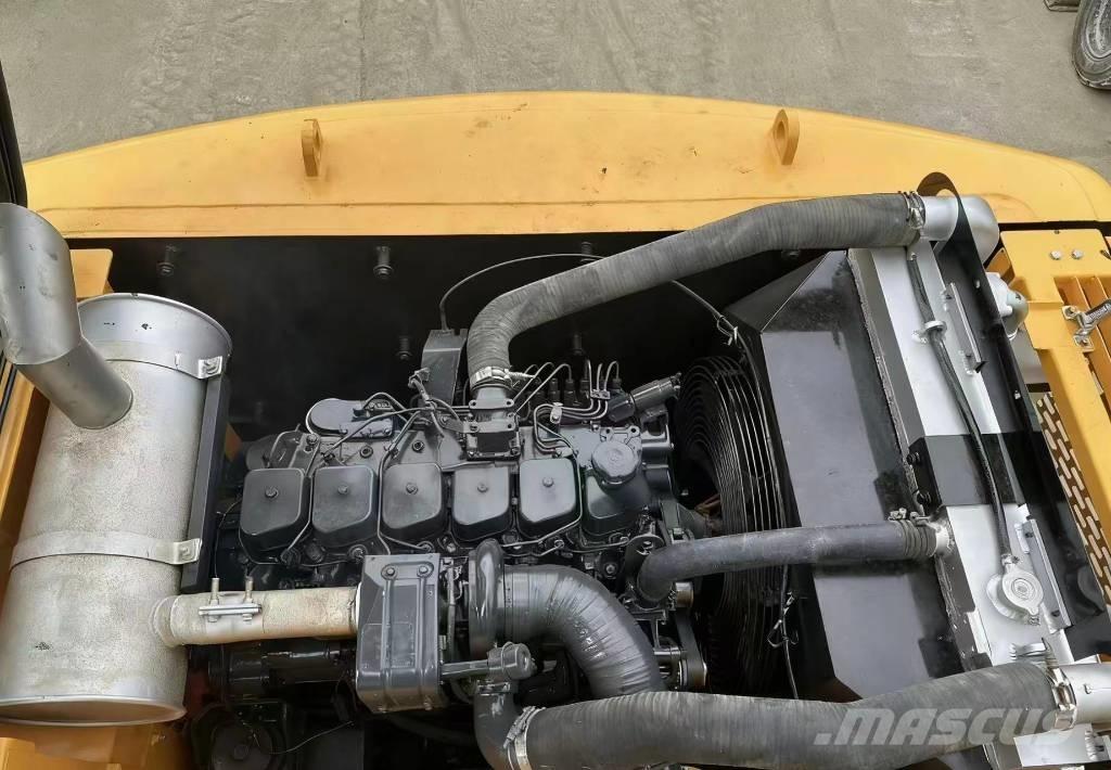 Hyundai 210W -9 حفارات بعجل