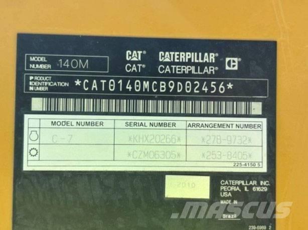 CAT 140 M معدات تمهيد الطرق