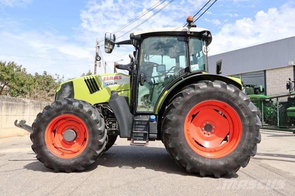 CLAAS Arion 460 الجرارات