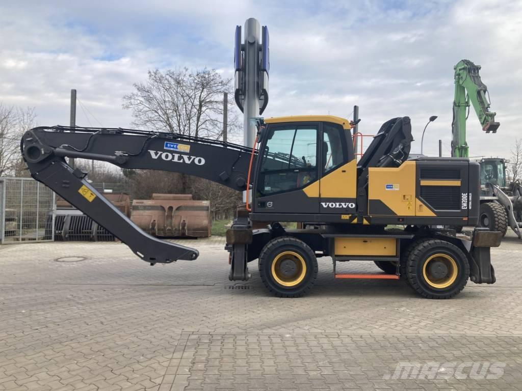 Volvo EW 200 E MH حفارات بعجل