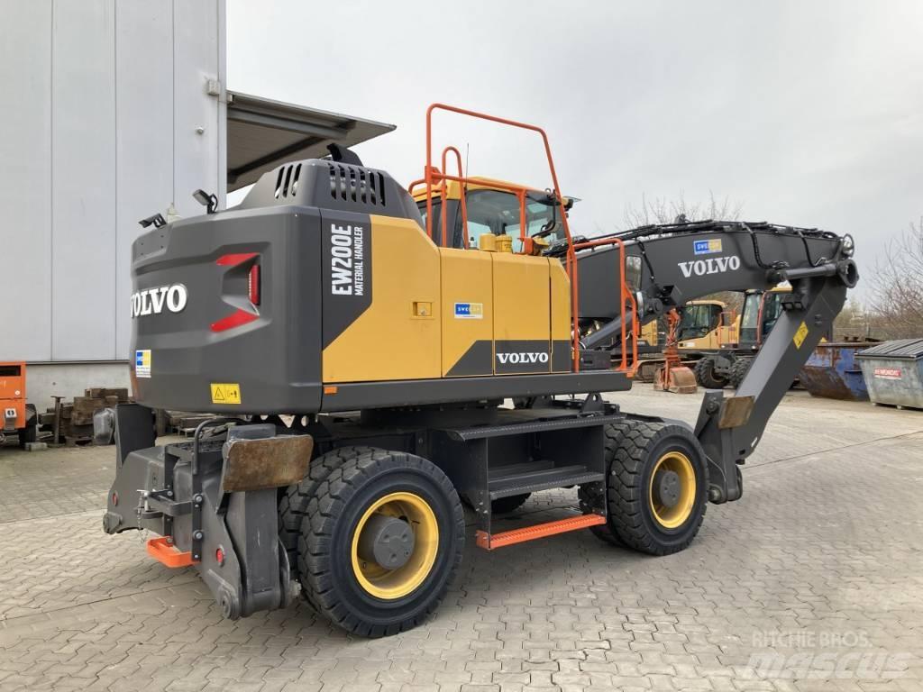 Volvo EW 200 E MH حفارات بعجل
