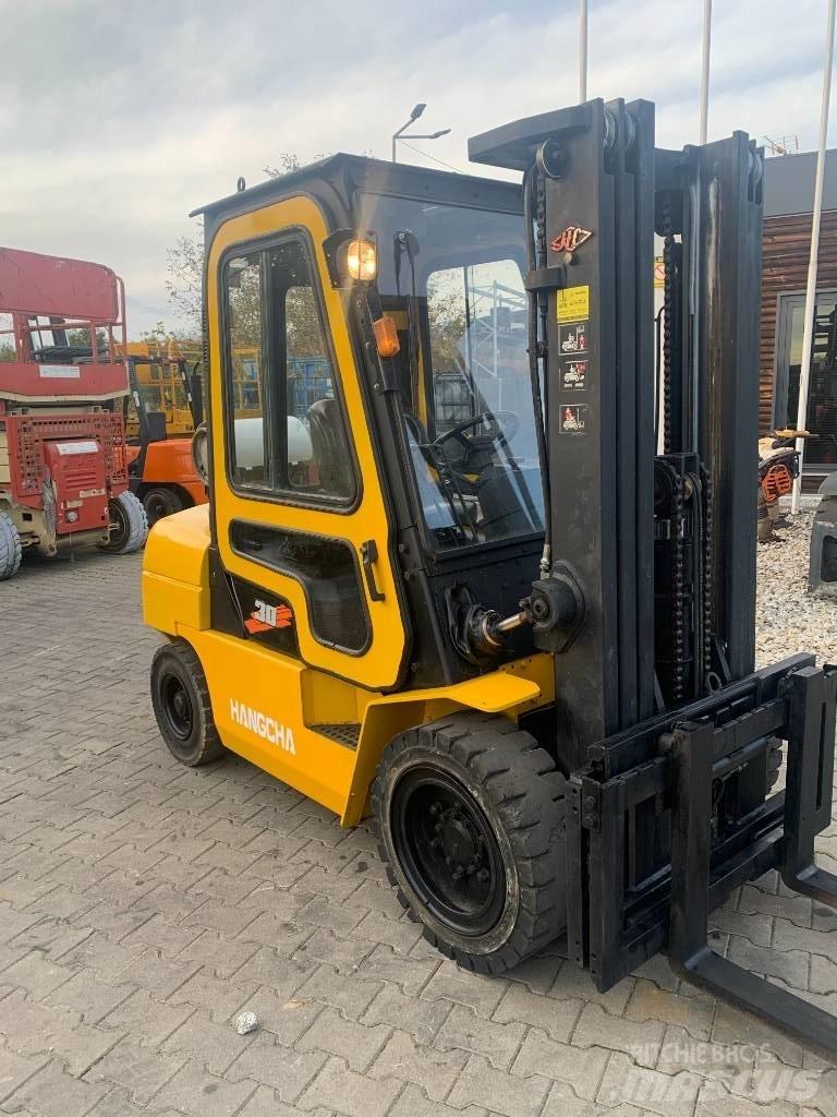 Hangcha CPQD 30 N شاحنات LPG