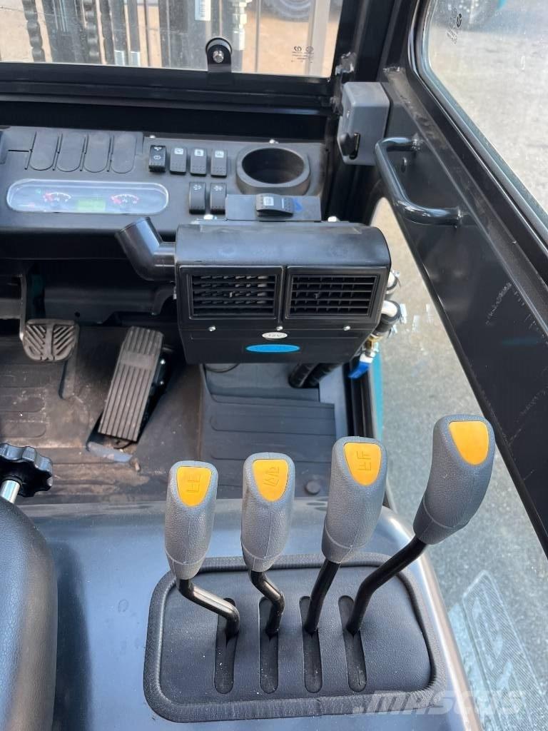 Baoli KBD35+ Triplex شاحنات الديزل