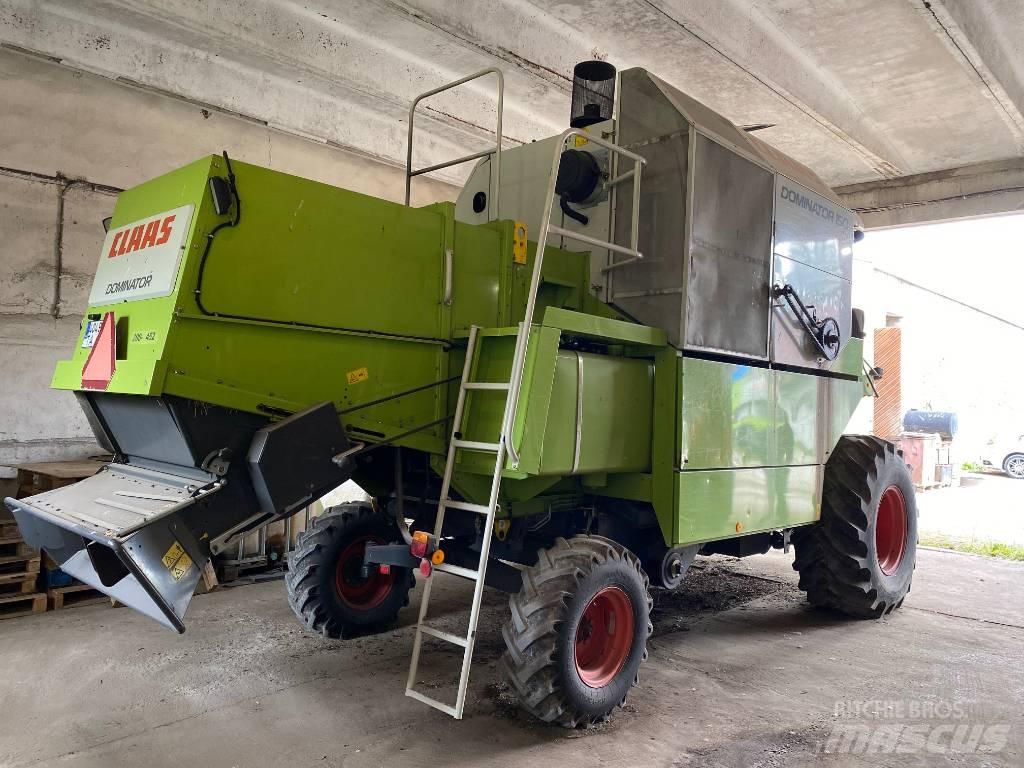 CLAAS Dominator 150 حصادات