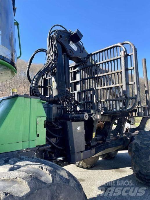 John Deere 1910 E شاحنات