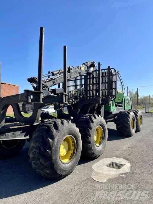 John Deere 1910 E شاحنات