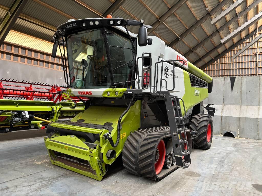 CLAAS LEXION 8800 TT حصادات
