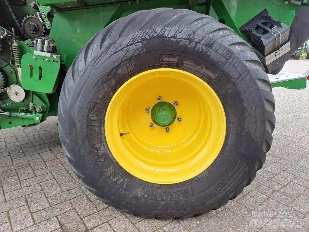 John Deere V461R محزمات مستديرة