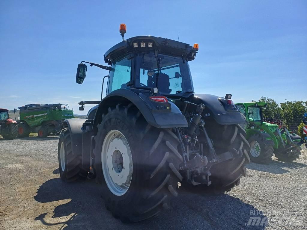 Valtra S 374 الجرارات