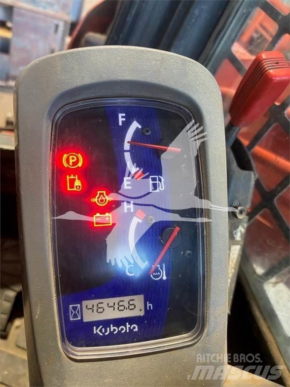 Kubota SVL75-2 لوادر انزلاقية التوجيه