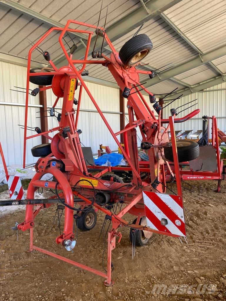 Kuhn GF 6502 مكابس وميبسات التبن