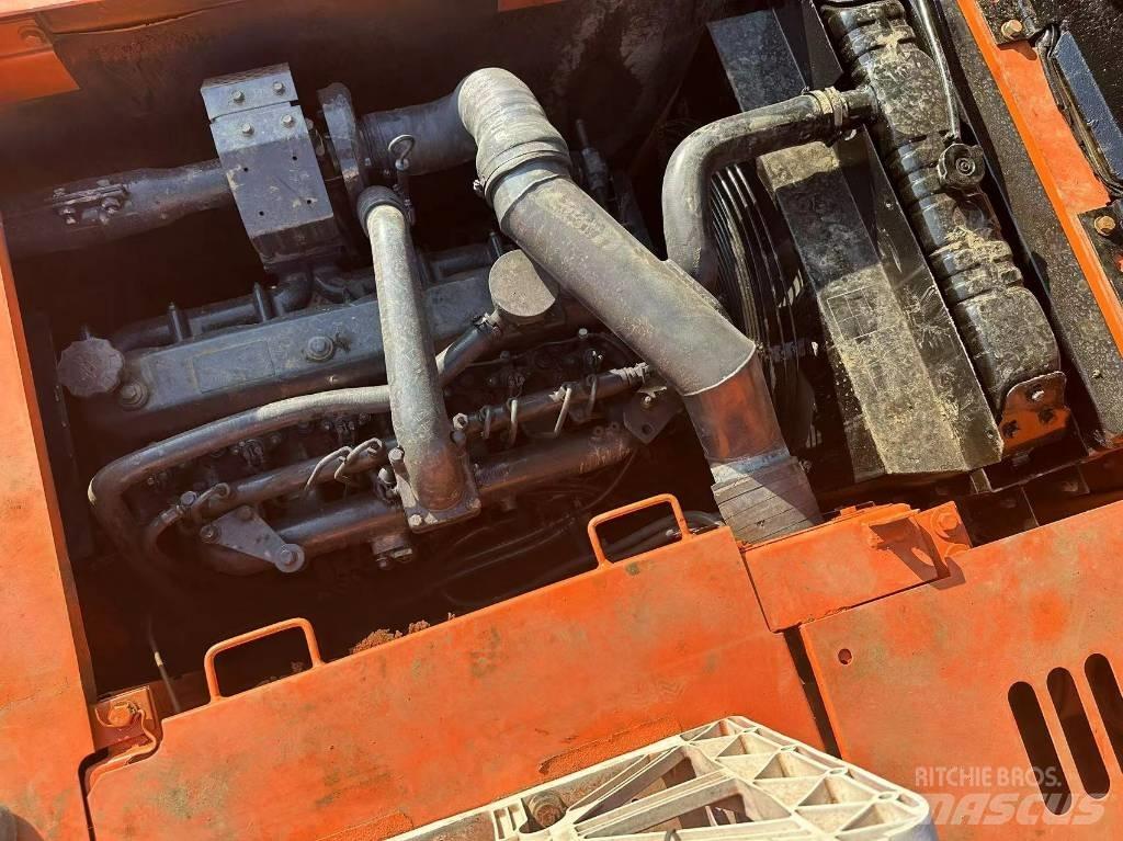 Doosan 150 W-7 حفارات بعجل