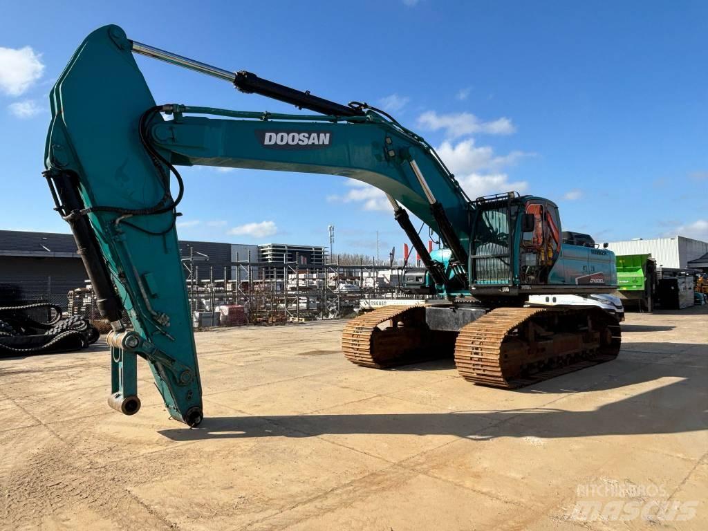 Doosan DX 480 LC حفارات زحافة