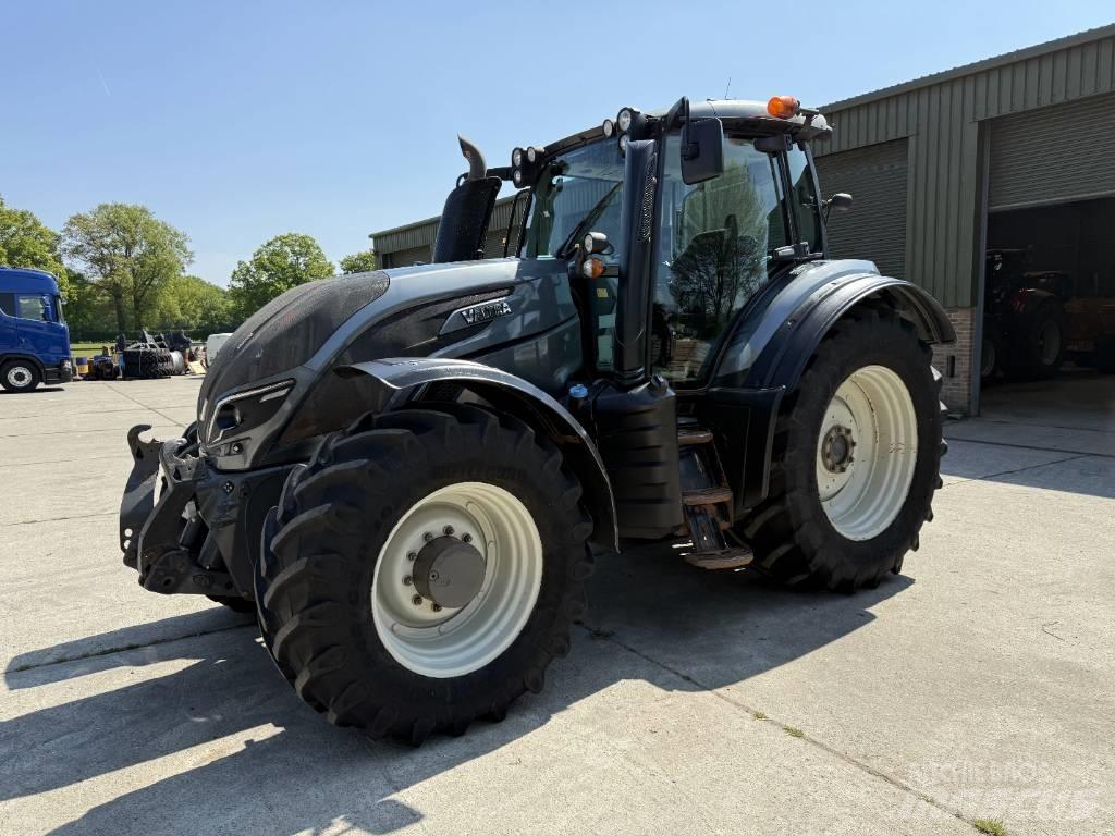 Valtra T174 Direct الجرارات