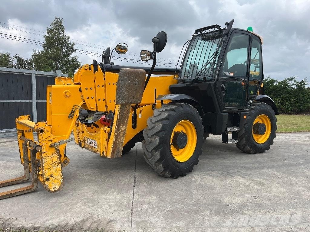 JCB 540-170 مناولات متداخلة