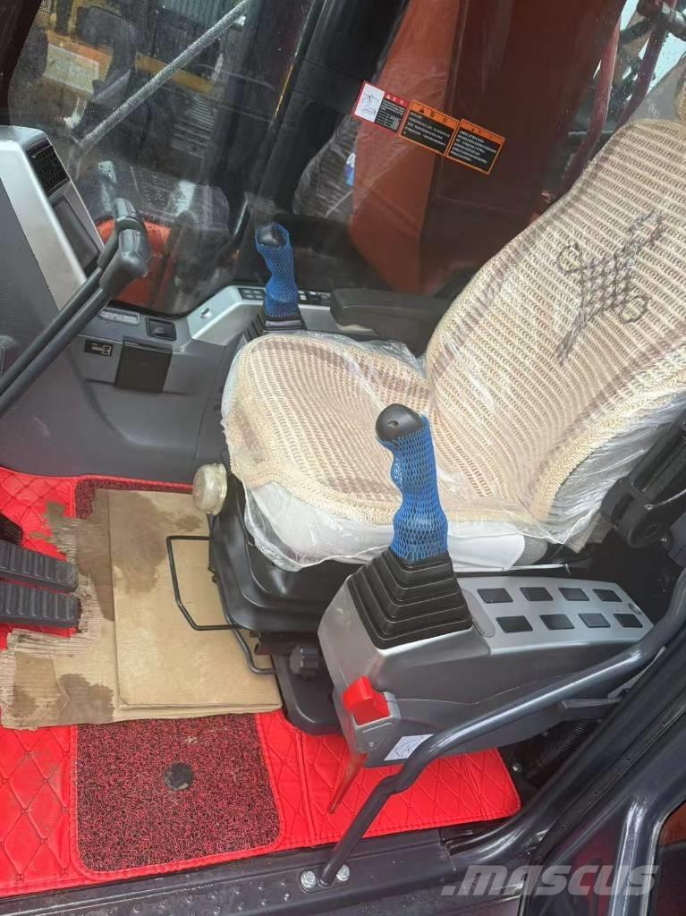 Doosan DX 225 حفارات زحافة