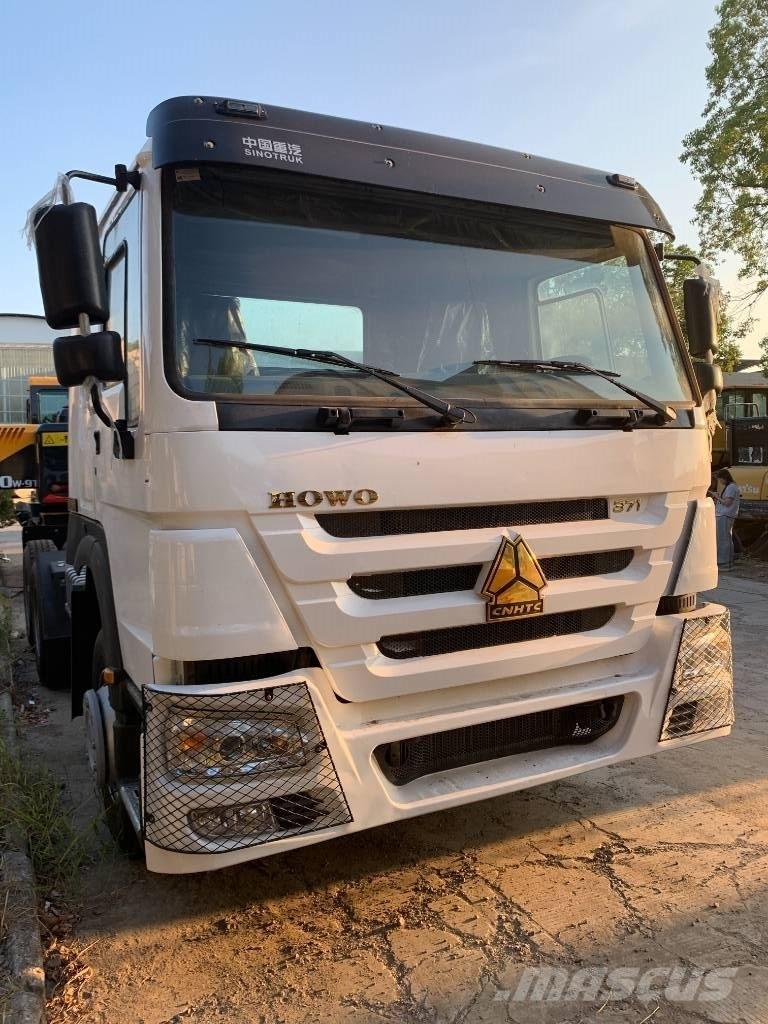 Howo 371 تفريغ المقطورات