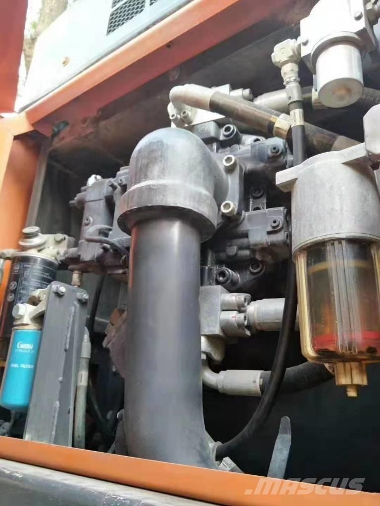 Doosan DX 530 LC-5 حفارات زحافة