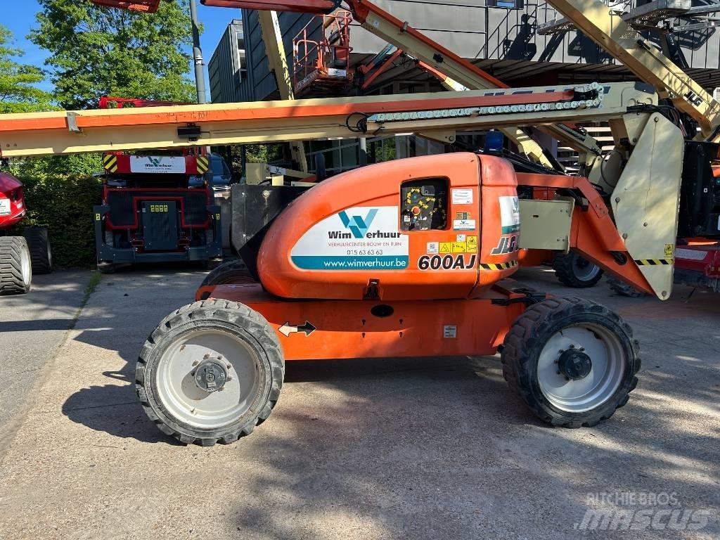 JLG 600 AJ رافعات سلة مفصلية
