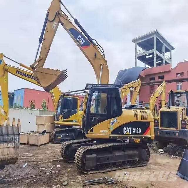CAT 312 D حفارات زحافة